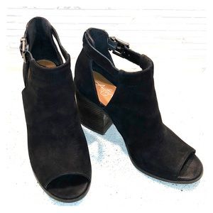 Arturo Chiang Shoes!